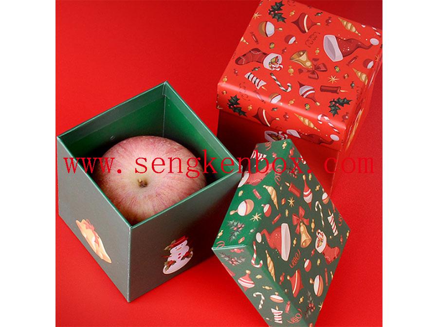 Упаковочная бумажная коробка на Рождество