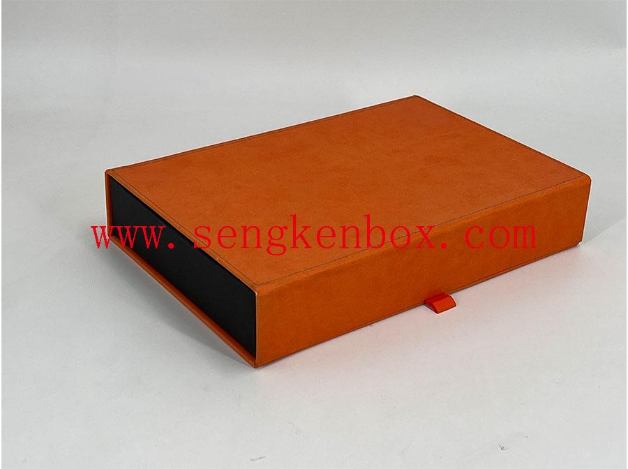 Оранжевая упаковочная кожаная коробка
