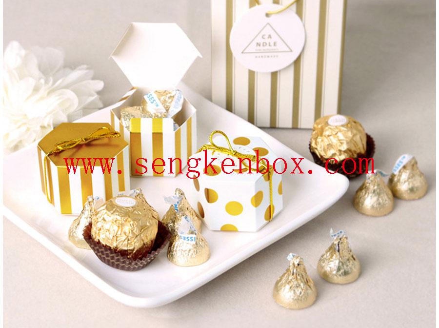 Небольшая коробка шоколадных конфет по индивидуальному заказу