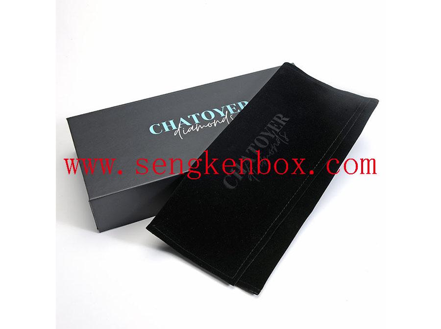 Фирменный логотип Матовая черная магнитная подарочная коробка
