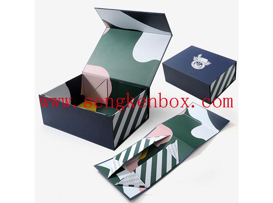 Жесткая бумажная подарочная коробка с капюшоном