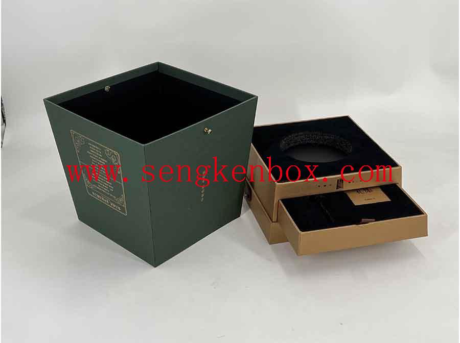 Квадратная бронзовая упаковочная коробка
