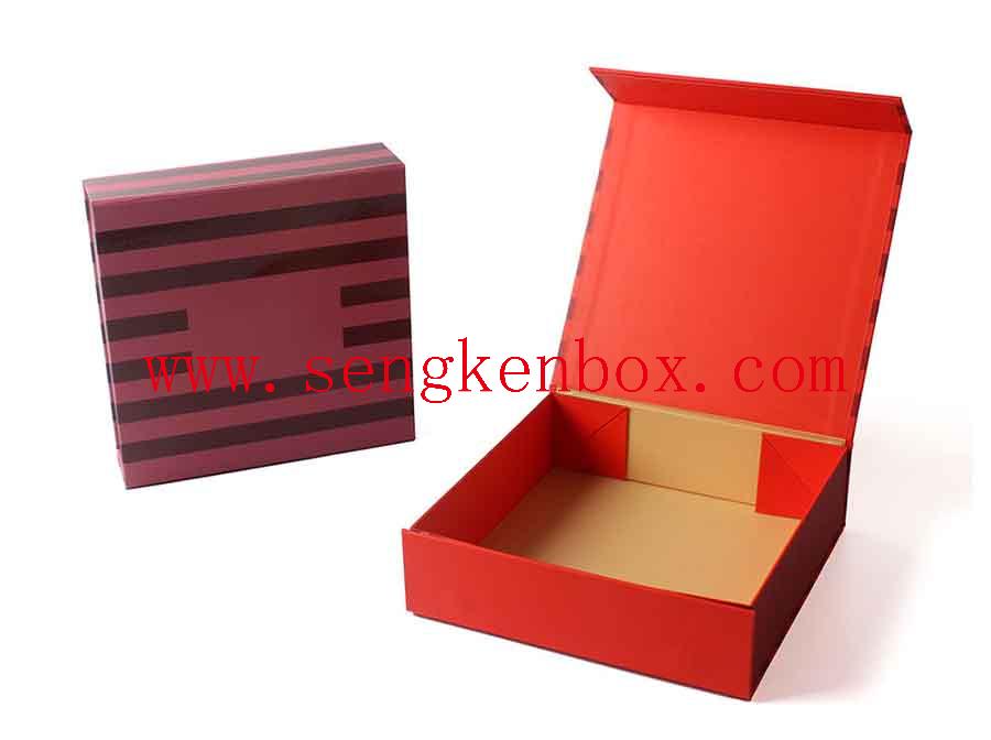 Подарочная коробка из высококачественной бумаги