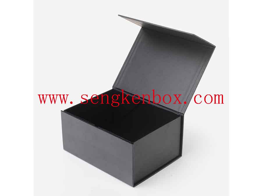 Прямоугольная складная подарочная коробка с черным клапаном