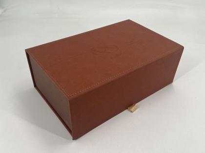 OEM и ODM Book Shaped Magnetic Rigid Paper Box with Foam Insert для продажи