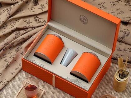 Tea Container